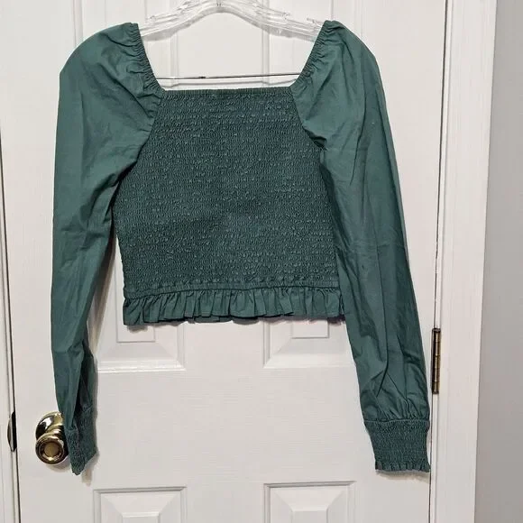American Eagle Green Smocked Square Neck Crop Blouse Long Sleeve Women's Small - Picture 3 of 9